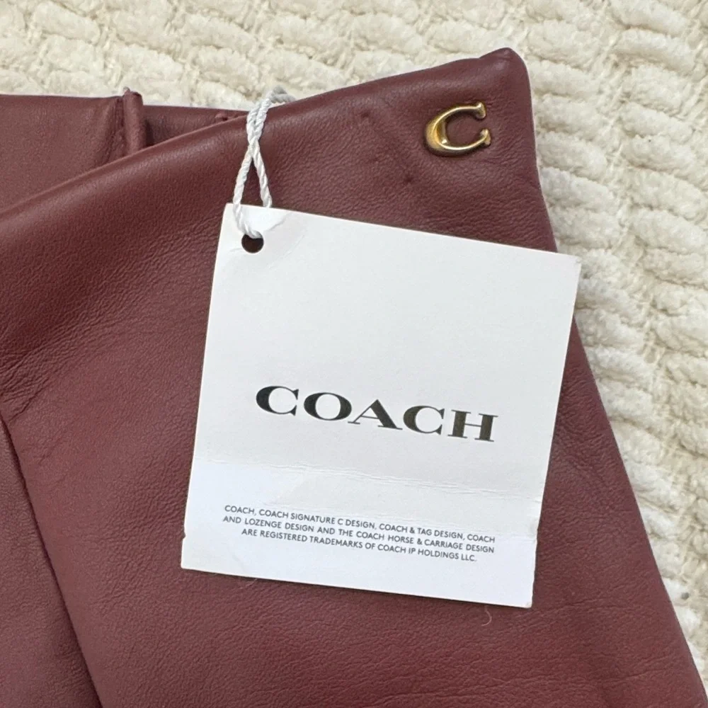 Coach NWT Wine Burgundy Leather Tech Luxurious Gloves Size 7.5 medium